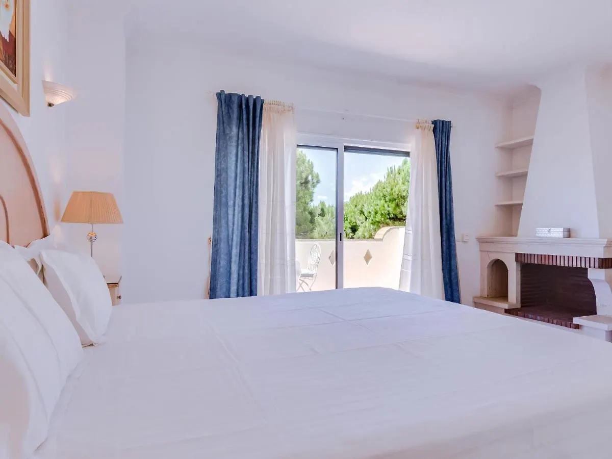 Al - Vila Jola Villa Vilamoura 0*,  Portugal